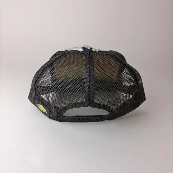 Blowfish Winter Walk Hat - Picture 5 of 6